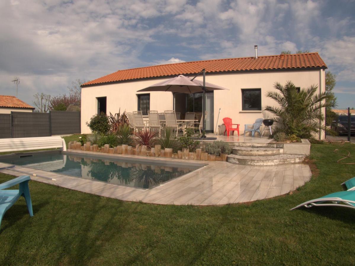 Villa D'Eau Douce Les Achards  Exterior photo