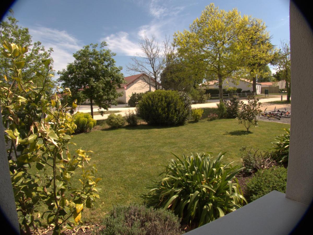 Villa D'Eau Douce Les Achards  Exterior photo