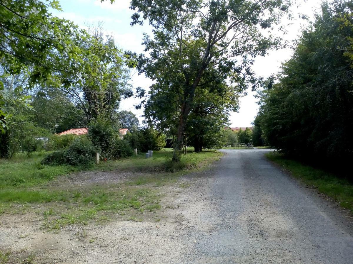 Villa D'Eau Douce Les Achards  Exterior photo